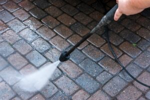 pros-&-cons-pressure-washing