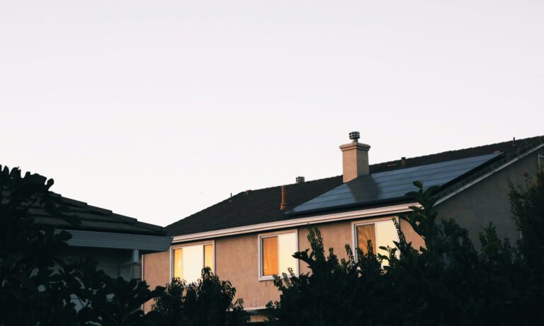 residential solar panel cleaning